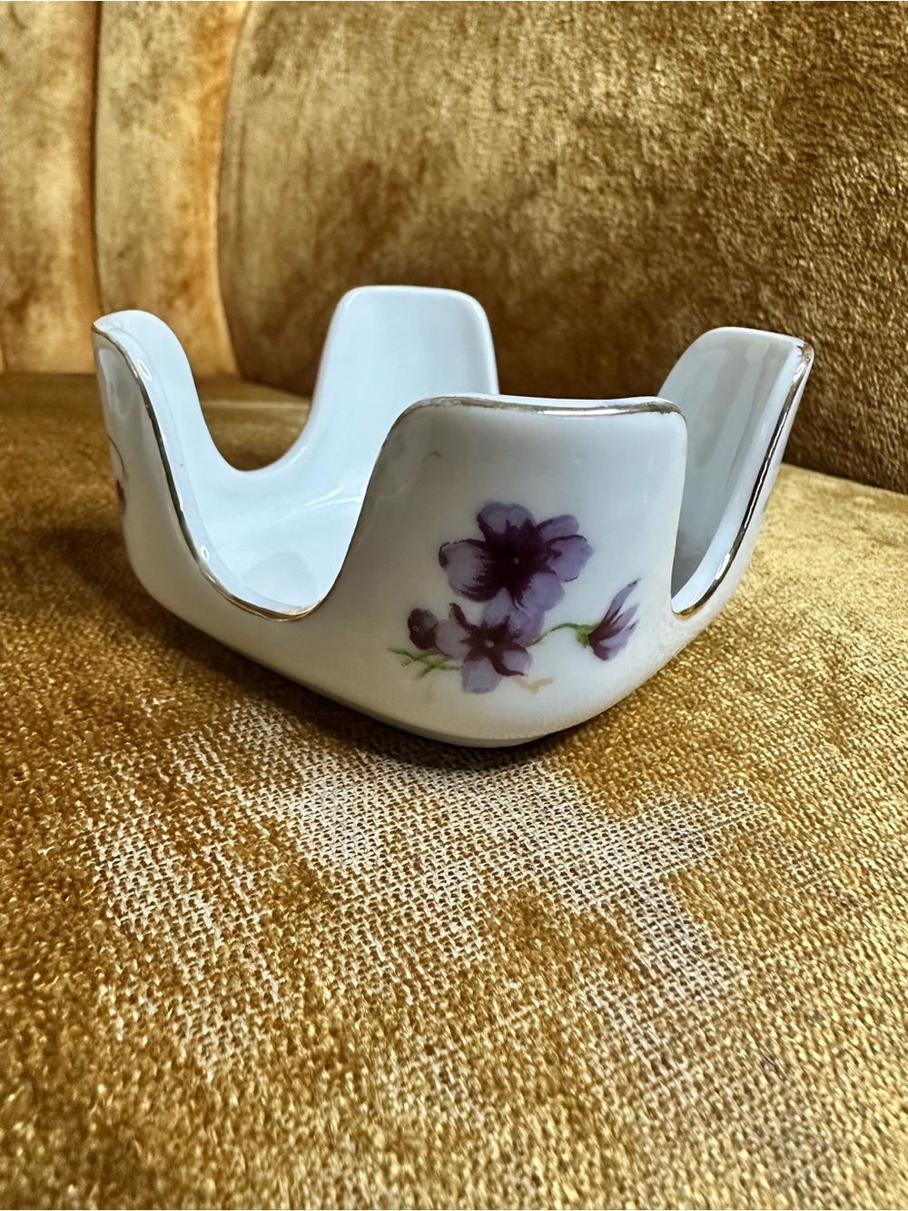 Set of 4 Mid Century Lefton Mini Ashtrays with Holder Violets Floral Vintage - Picture 11 of 13